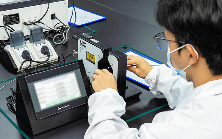 شرکت مواد پلیمری NINGBO LINSTANT،. محدود